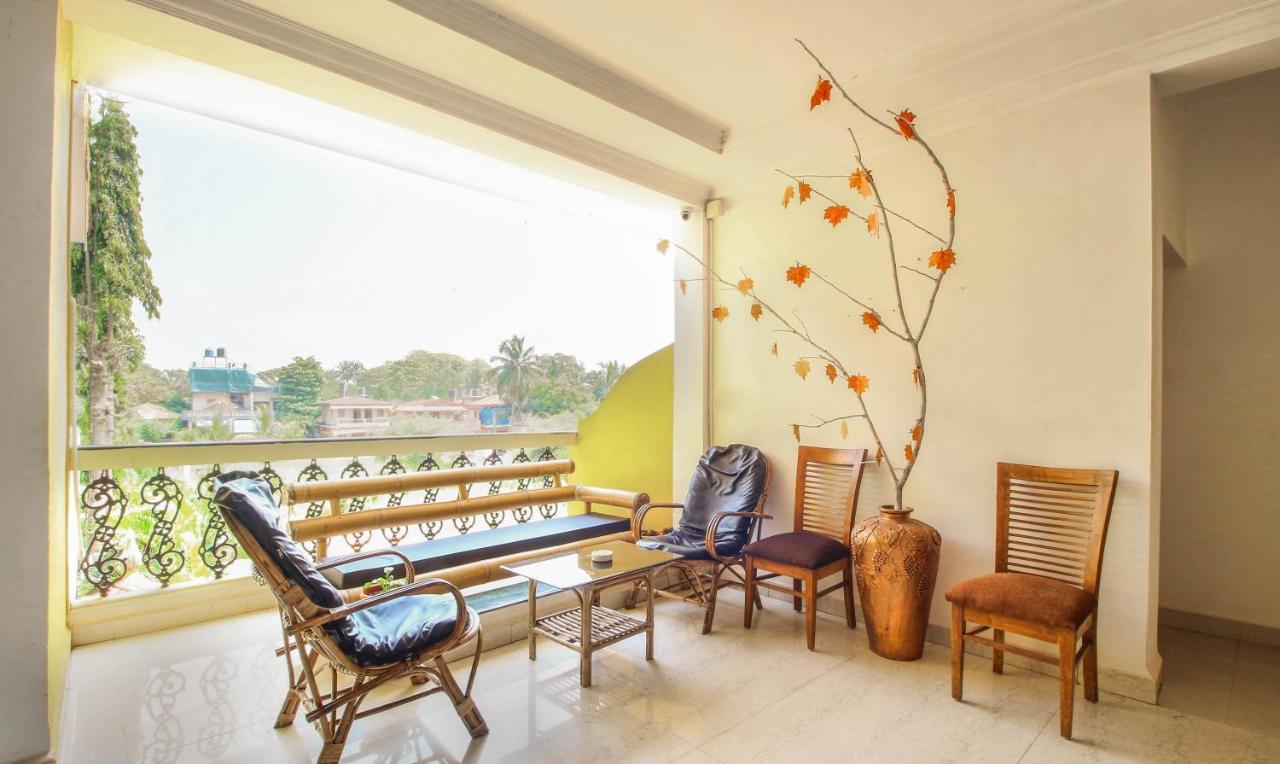 Treebo Trend Skylight Royal Stay Candolim Exterior photo